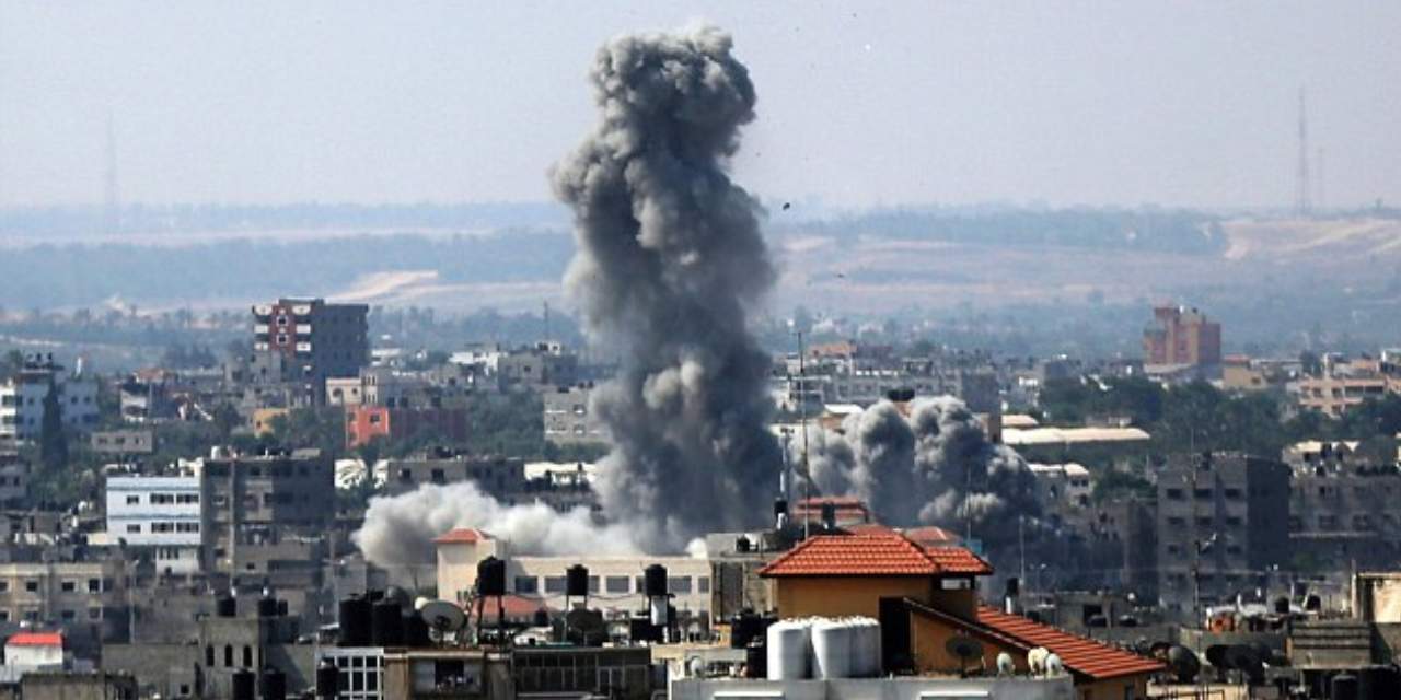 İsrail'in bombardımanı durmuyor! Gazze'deki o binayı hedef aldı