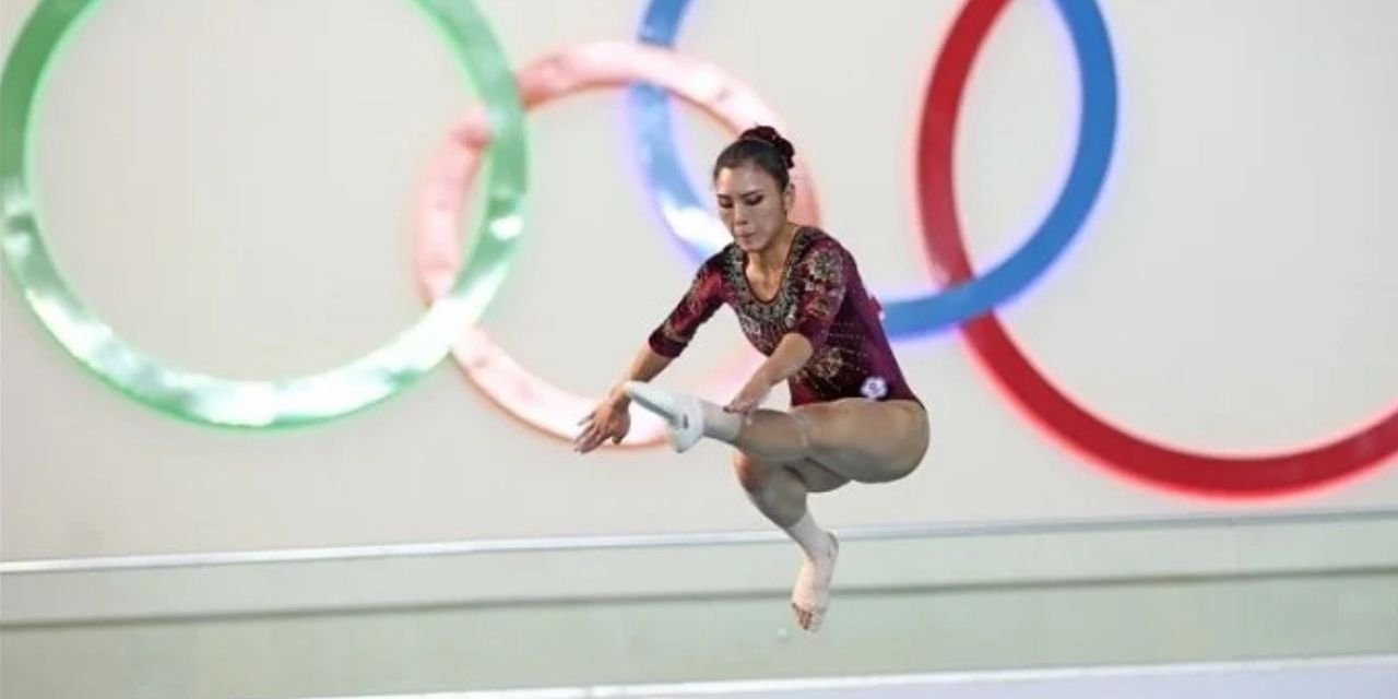 Artistik Cimnastik Türkiye Şampiyonası Antalya'da başladı