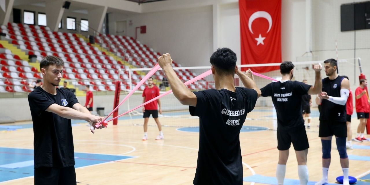 Efeler Ligi'ne çıktı gözünü play-off'a dikti