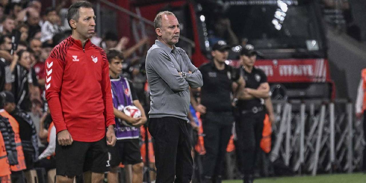 Sergen Yalçın soyunma odasına gidemedi