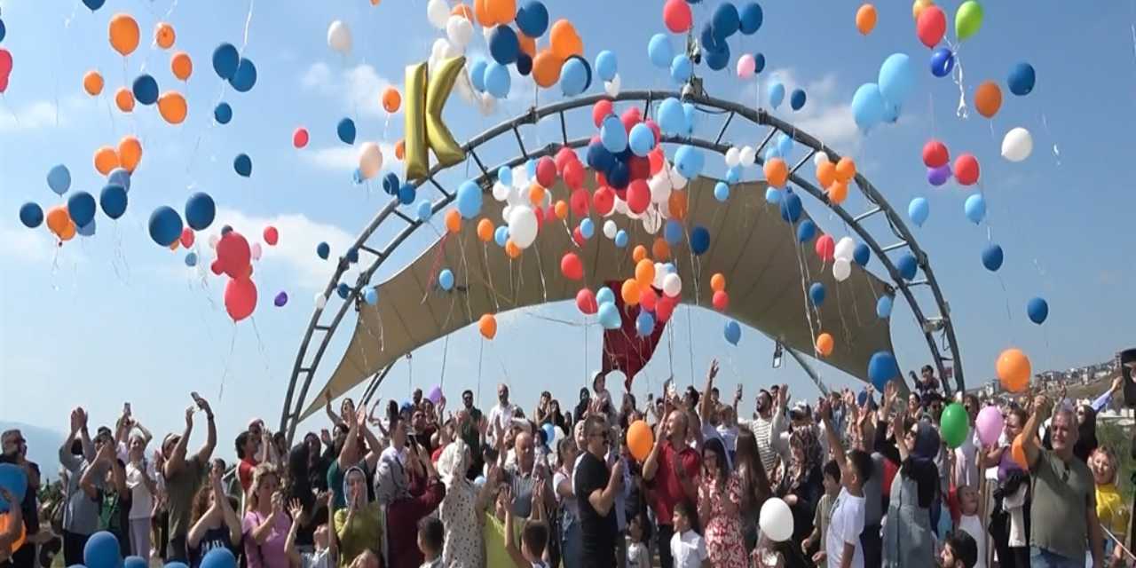 Balonlar kanseri yenen Kağan için uçtu