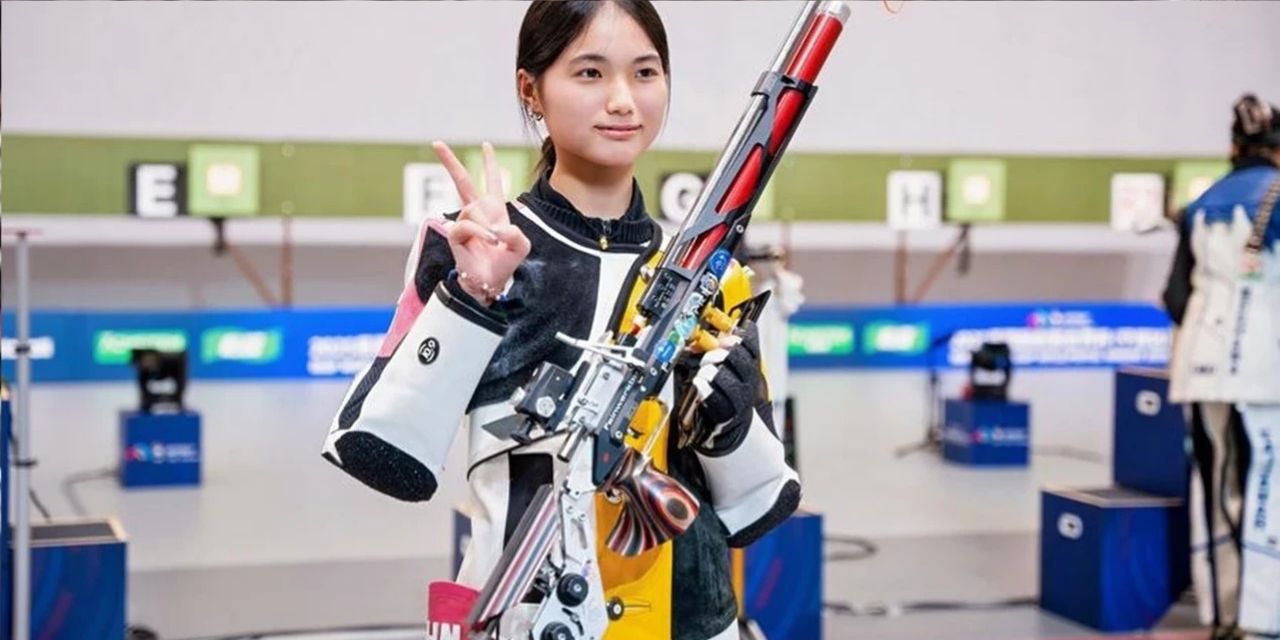 16 yaşında dünya rekoru kırdı