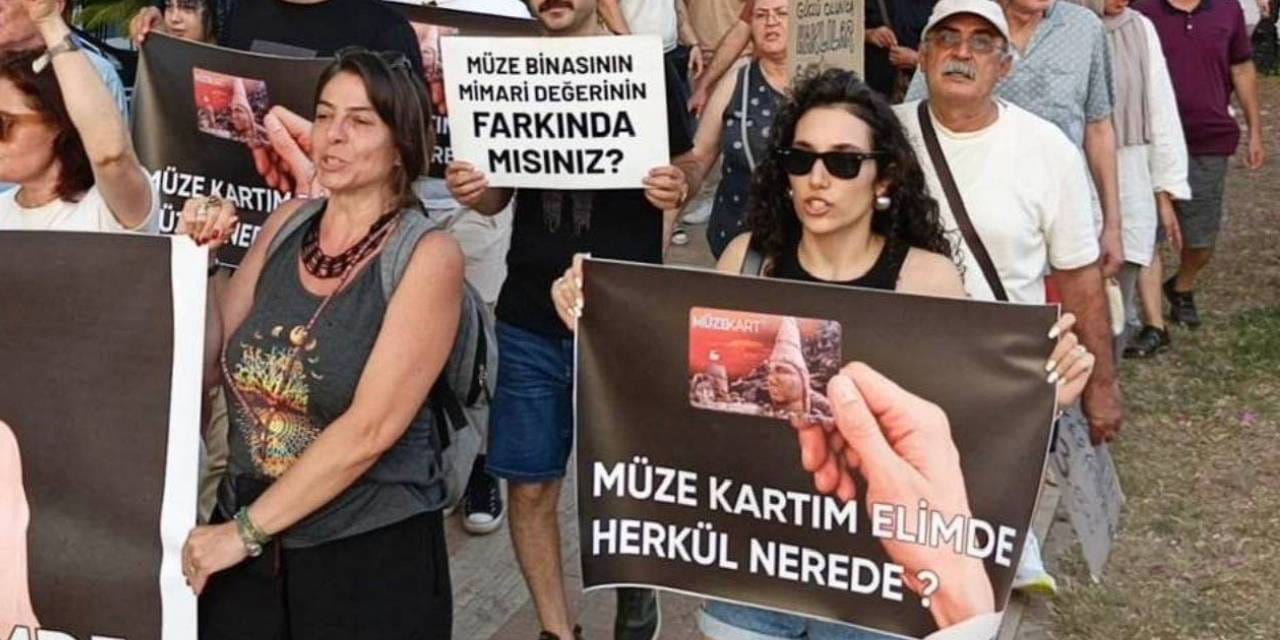 Antalya Müzesi'nde yıkım başladı