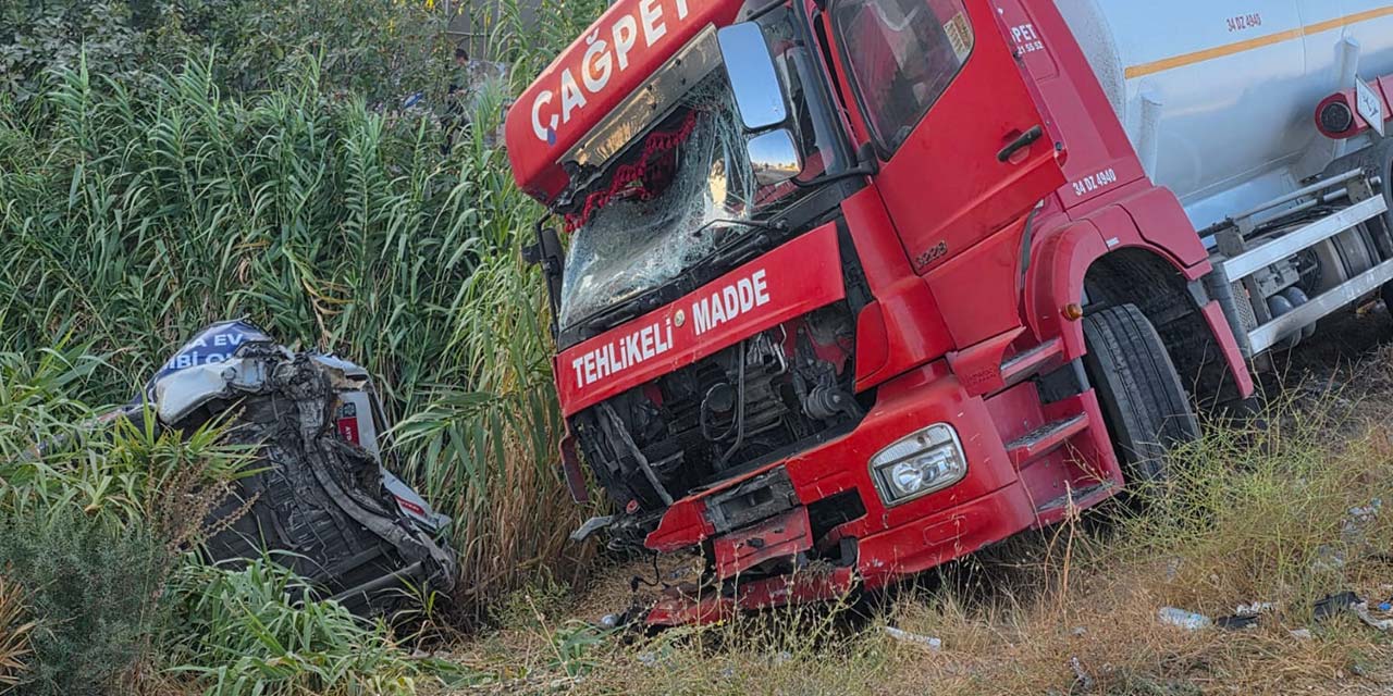 Tankerle minibüs dereye uçtu! Ortalık savaş alanına döndü