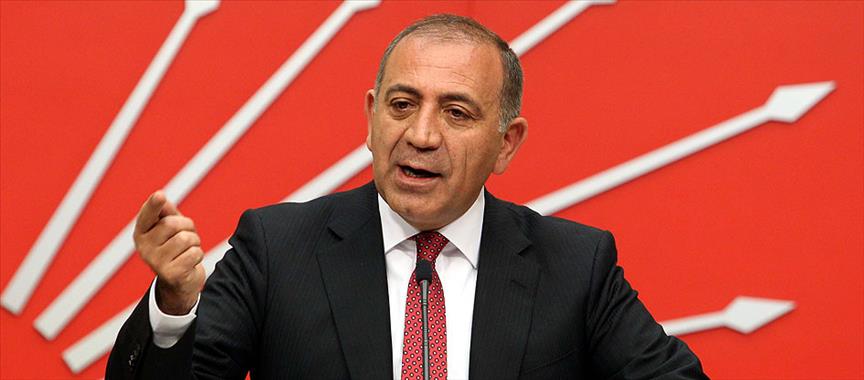 Kayyum Gürsel Tekin'in hayalleri İlçe Seçim Kurulu'ndan çıkan kararla yıkıldı