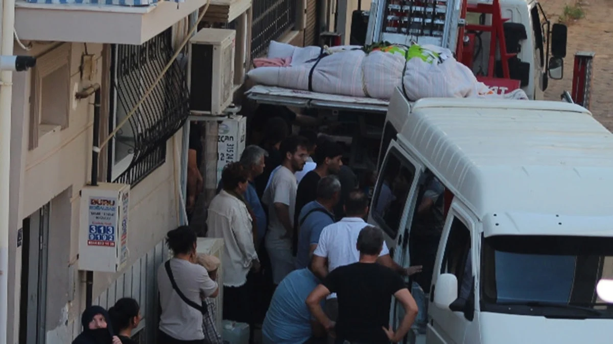 310 kiloydu! Cenazesi eşya taşıma asansörüyle çıkarıldı