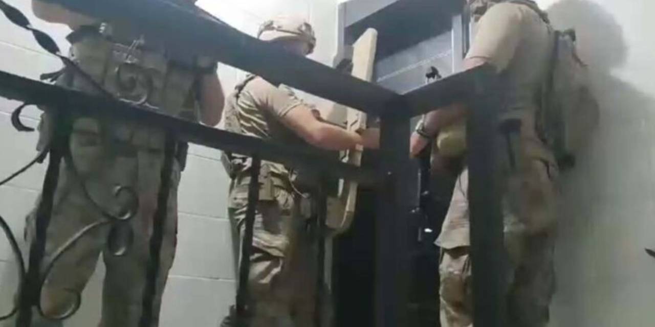 Son dakika | Deniz Kuvvetlerinde FETÖ operasyonu