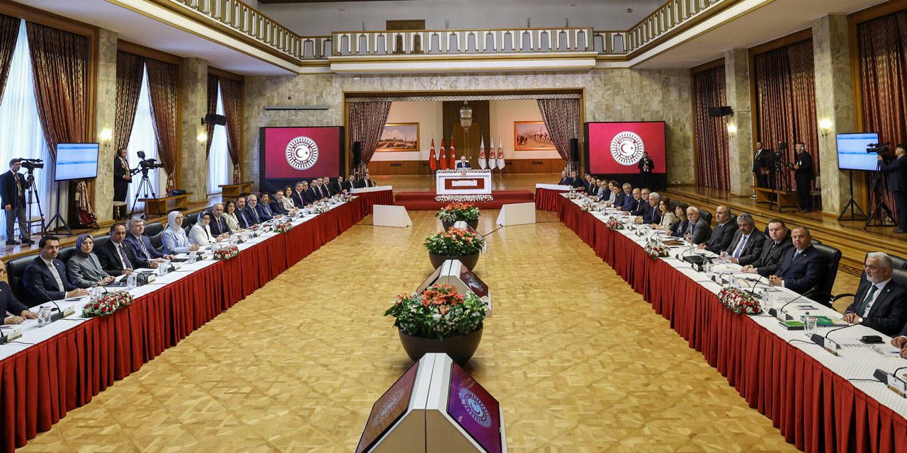 Süreç komisyonu iki rapor hazırlayacakmış: İşte o raporun detayları