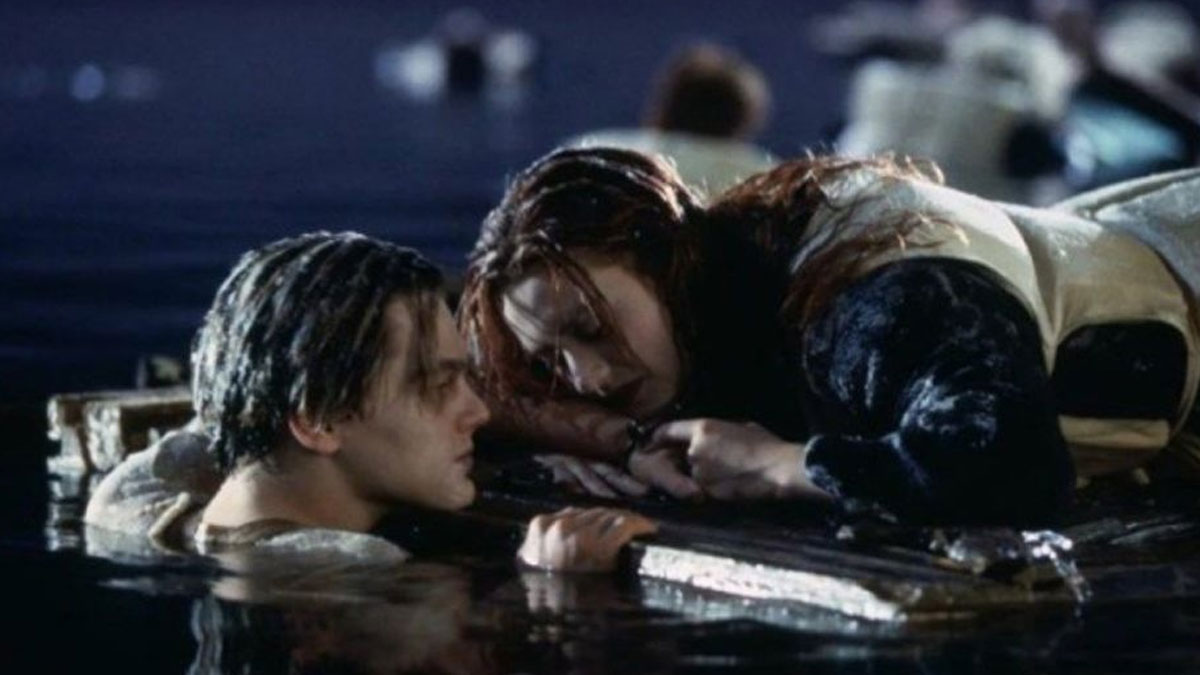 DiCaprio'ya Titanic sorusu: Sence de o kapının üzerine sığmaz mıydın?