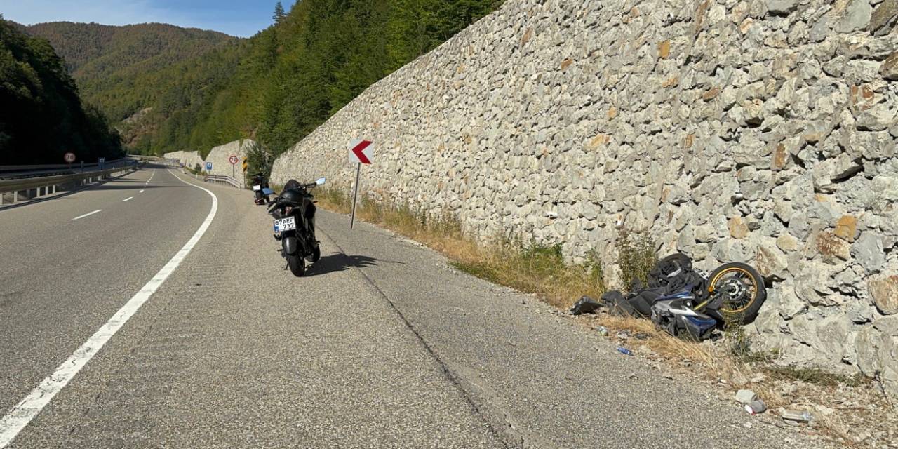 Bolu'da yunus polisi trafik kazasında yaşamını yitirdi