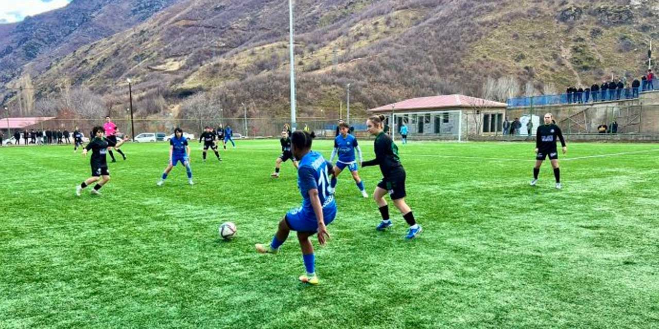 Yüksekova Süper Lig'de ilk maçına çıkıyor: Tarihi maç Şemdinli'de