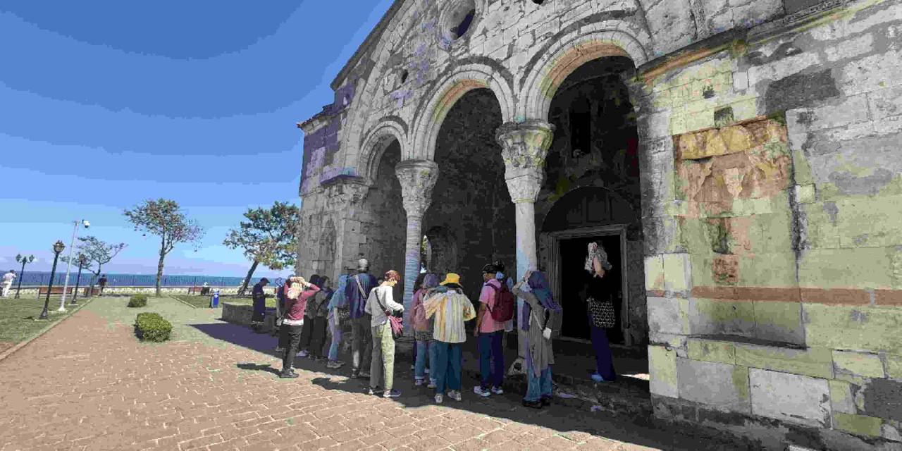 Dünyanın dört bir yanından Trabzon'a akın ettiler!