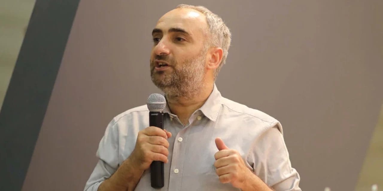 İsmail Saymaz Beykoz'daki siyasi depremin perde arkasını tek tek anlattı! "Kelepçenin ucu mu gösterildi?"