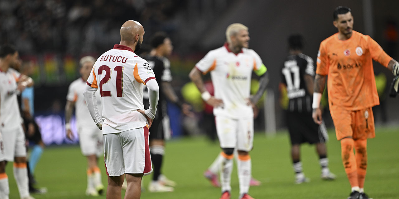 Galatasaray'da maçı berbat eden 2 futbolcuyu açıkladı