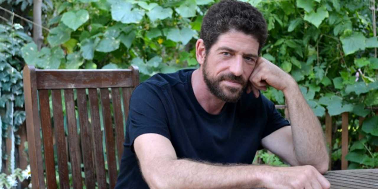 Cemal Hünal kimdir?