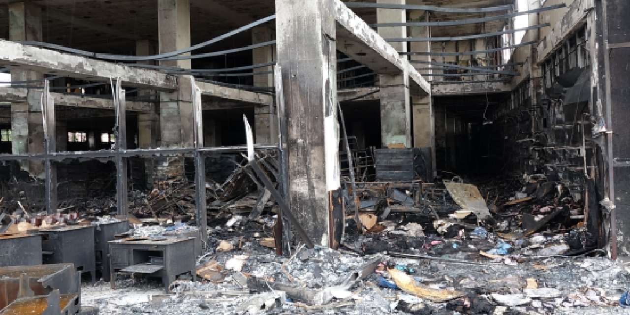 Trabzon’da 15 saatteküle döndü! Alevlerden geriye kalanlar gün yüzüne çıktı