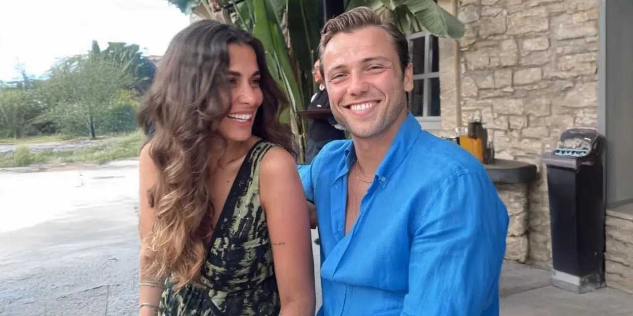 Tolga Sarıtaş ve Zeynep Mayruk çiftinin mutlu günü!