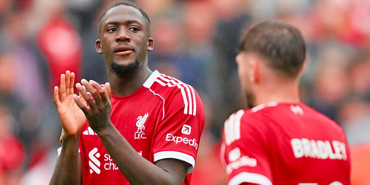 Derbinin galibi Liverpool