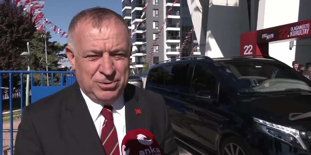 Gökan Zeybek: CHP, Türkiye'nin birinci partisidir