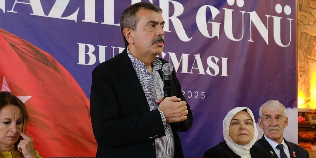 Okullar temizlenmeyi, öğretmenler atanmayı beklerken Bakan Tekin 'süreç' mesaisinde: Talimatını Erdoğan vermiş!