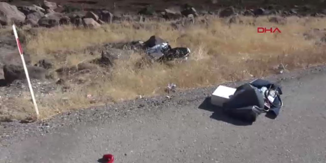 Devrilen motosiklet şarampole yuvarlandı