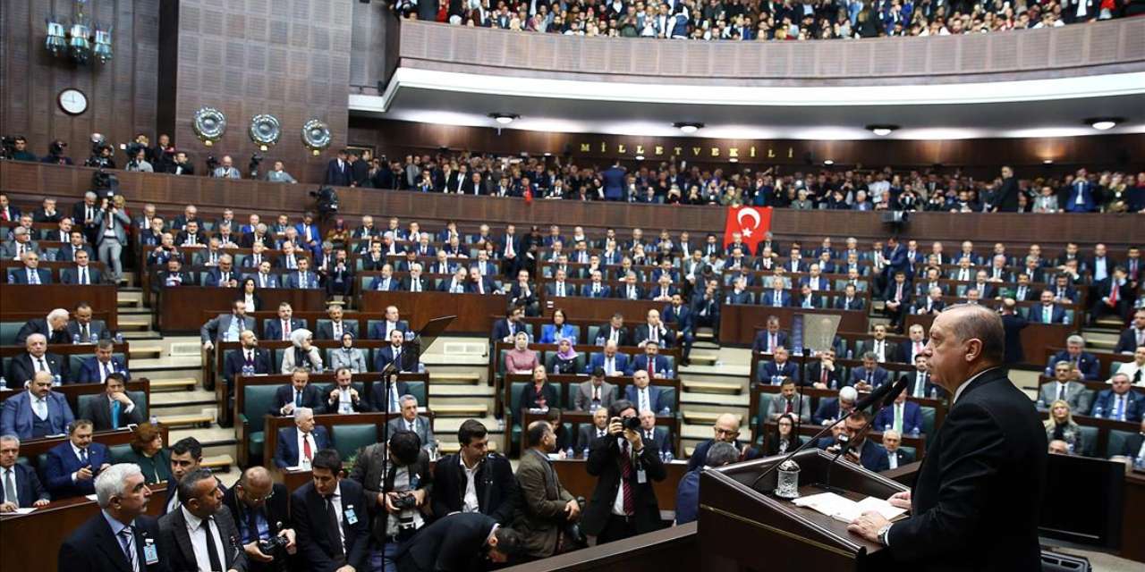 AKP'li bir isim daha partisine isyan etti: Beyler ne yapıyorsunuz..!