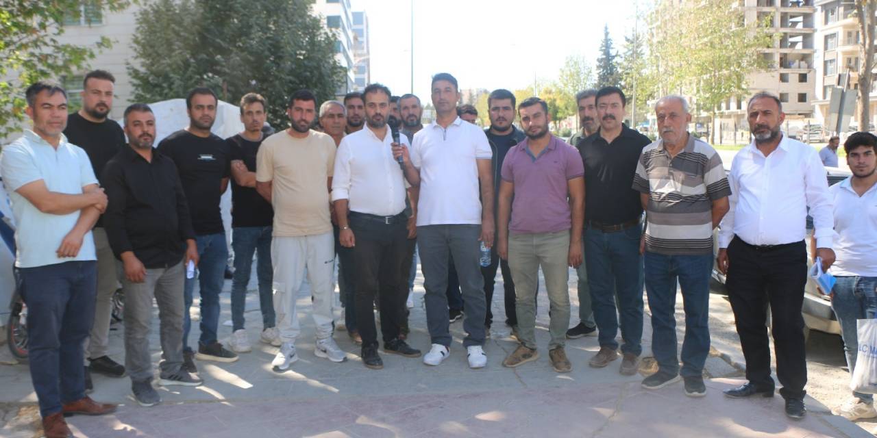Adıyaman'da 150 işçi 5 aydır maaş alamıyor: İl Müdürlüğü önünde protesto