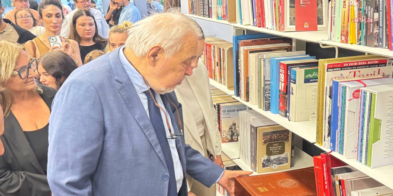 İzmir’de İlber Ortaylı Kütüphanesi açıldı