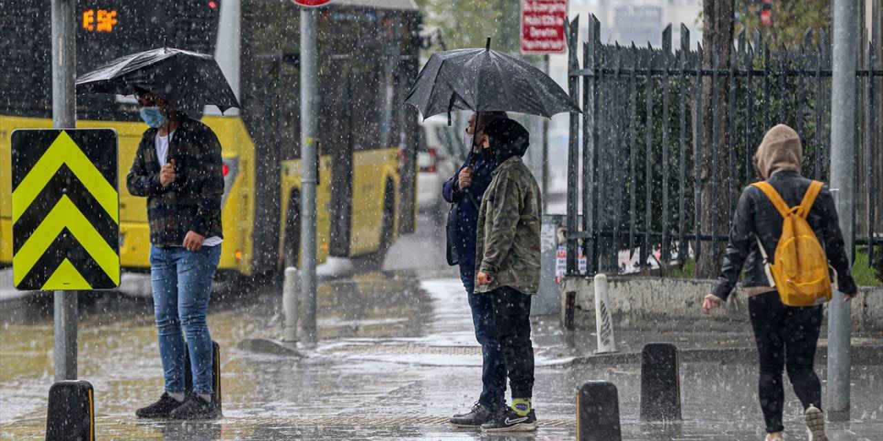 Meteoroloji raporundan İstanbul'a sağanak çıktı: Önce sis vuracak sonra yağmur