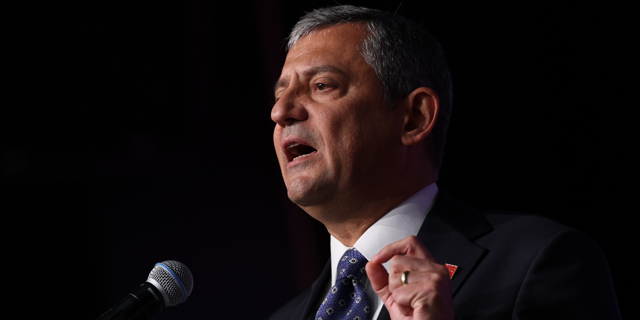 Özgür Özel: Berhan Şimşek partinin çok uzun yıllar sabrettiği bir figür