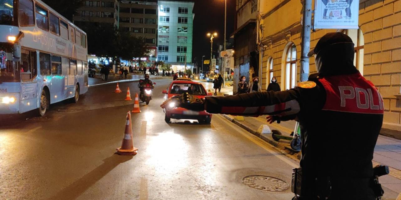 İstanbul'da dev asayiş operasyonu: Yüzlerce şüpheli gözaltında!