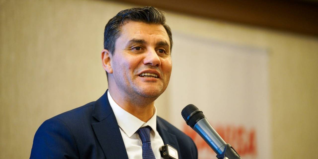 Ferdi Zeyrek'in adı eğitim vakfında yaşatılacak