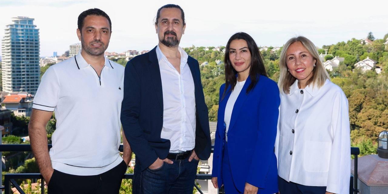 Experian ve Agra Fintech’ten stratejik iş birliği: KOBİ’ler ve finansal kurumlar için veri analizi çözümleri sunulacak