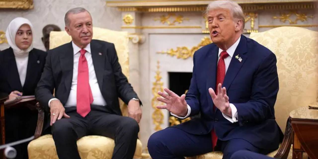 CHP'den Erdoğan-Trump görüşmesine tepki: "Görüşmenin her yanı ayrı fiyasko... Trump konuştu, ‘asrın lideri’ sustu!"