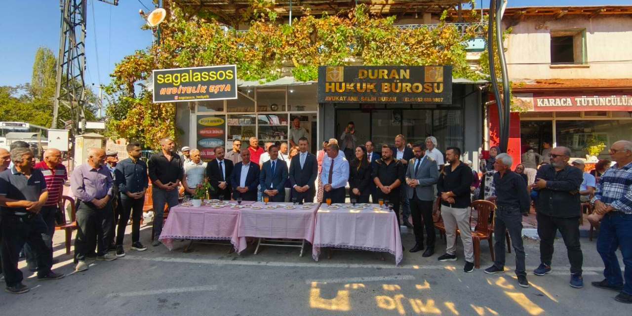 O ilçede bir ilk yaşandı: Milletvekili de Belediye Başkanı da geldi