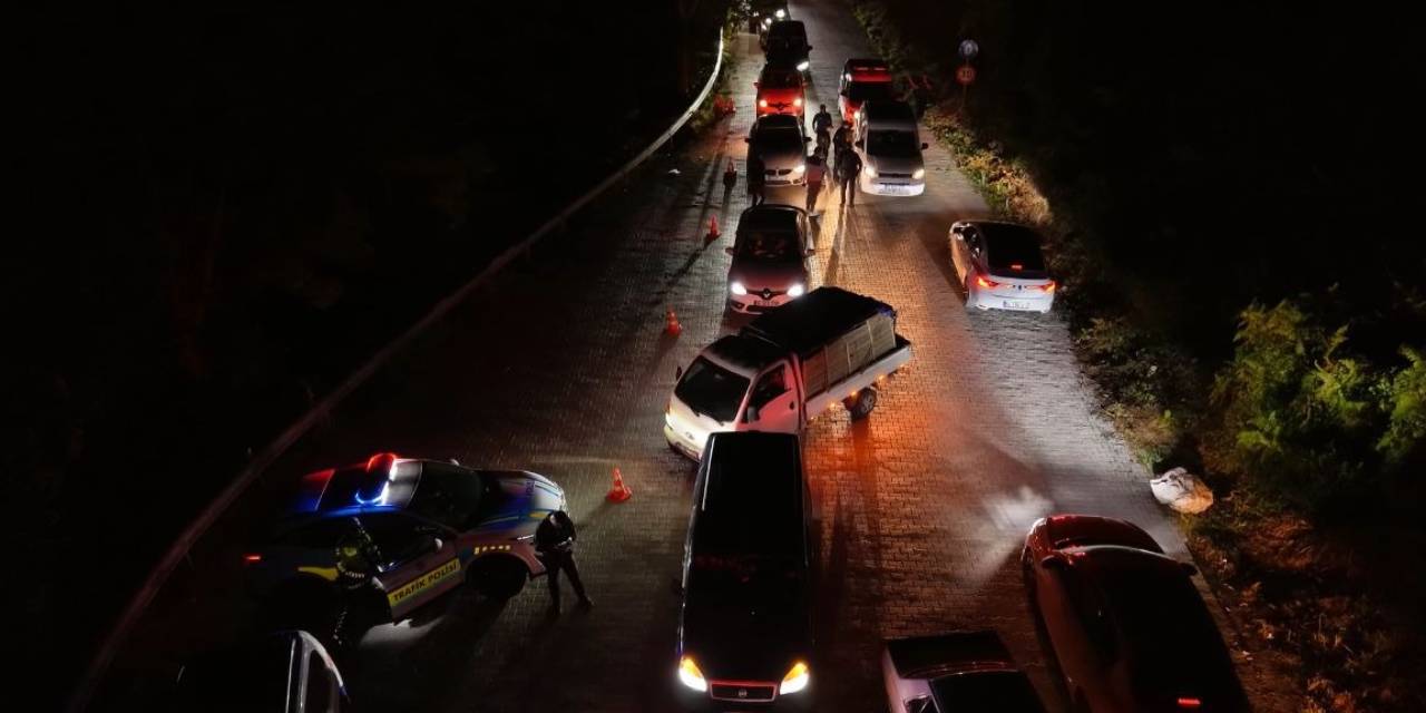 Manzara izlerken yakalandılar: 10 bin lira ceza ödediler