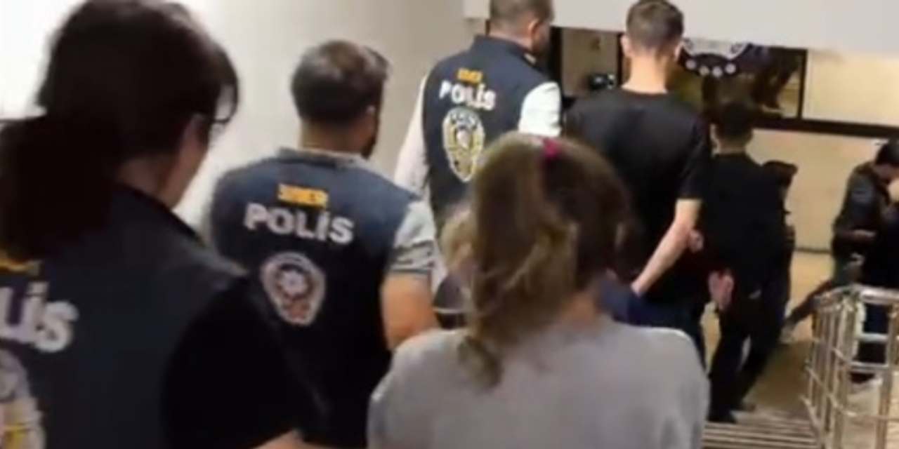 2 milyar işlem hacimli yasa dışı bahis operasyonuna 11 gözaltı