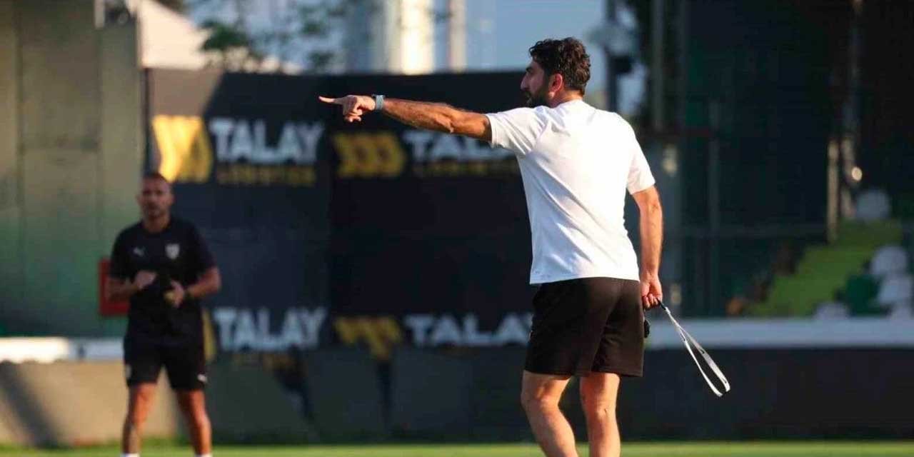 Burhan Eşer: Biz de diğer takımlar gibi zorlanıyoruz