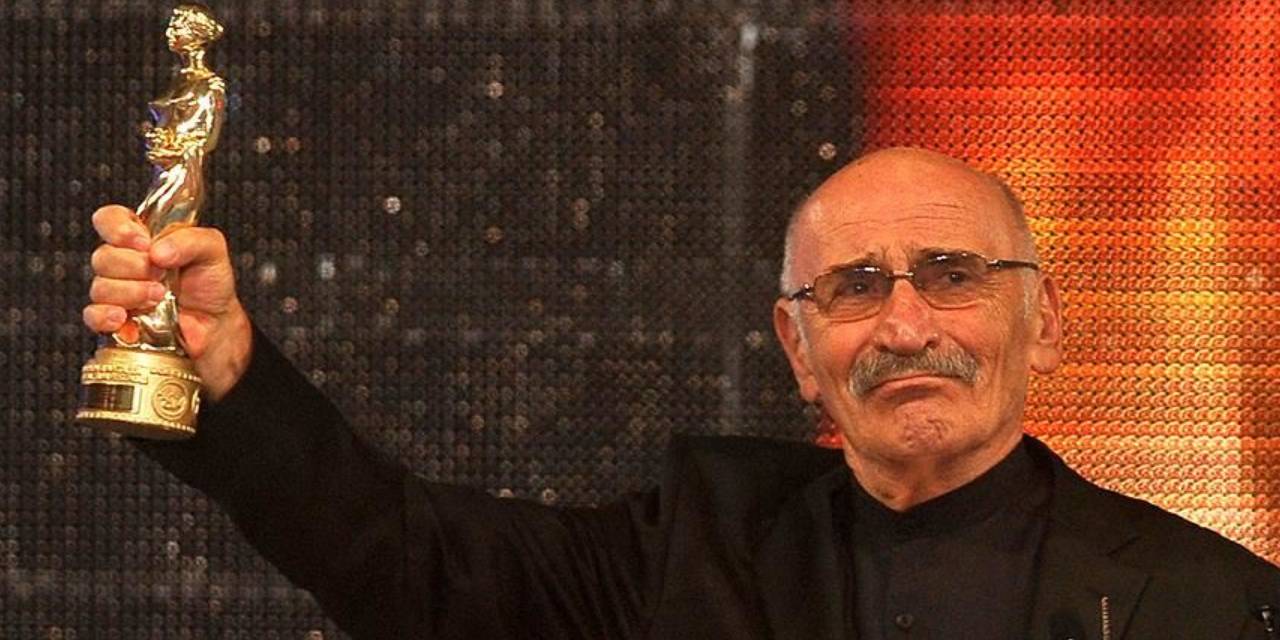 Tuncel Kurtiz ölümünün 12'nci yıldönümünde mezarı başında anıldı