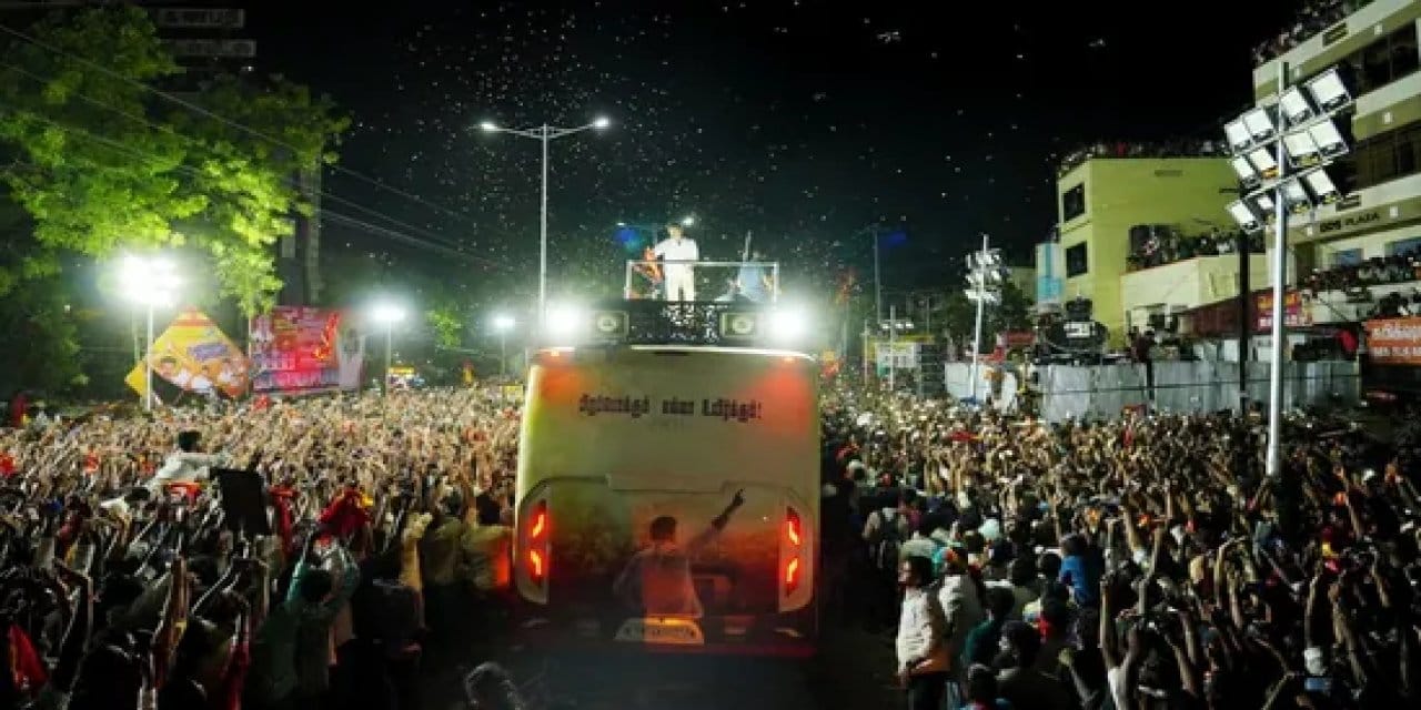 Ünlü aktörün katıldığı mitingde kargaşa: 39 kişi öldü