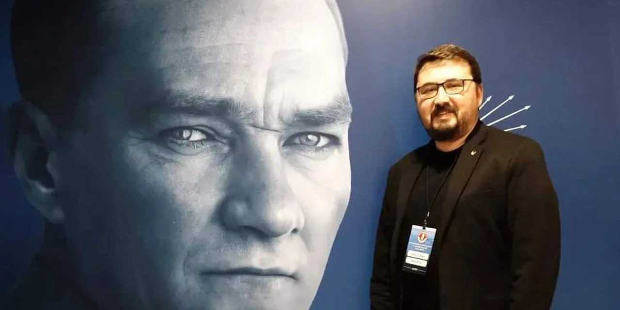 Anıl Özkan bir kez daha CHP Adapazarı İlçe Başkanlığına seçildi