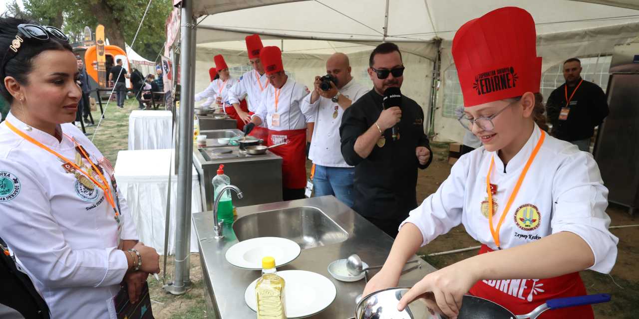 Edirne'de en lezzetli ekşili köfteyi yapmak için yarıştılar