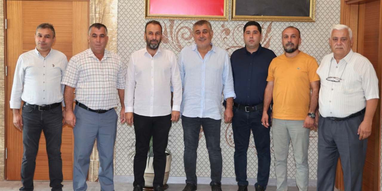 Son dakika | Aksu belediye başkanının ardından 6 Meclis üyesi daha CHP'den istifa etti!