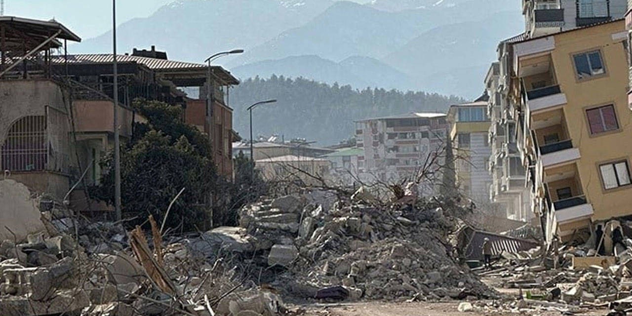 19 kişiye mezar olmuştu: Ermeç Apartmanı davası ertelendi