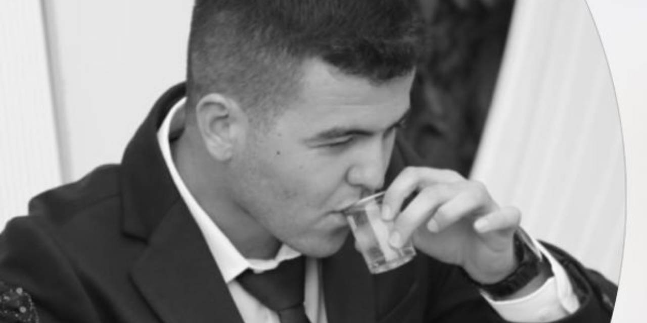 Manisa'da acı olay: Önce elektrik çarptı! Nişanlısı hastaneye götürürken kaza yaptı