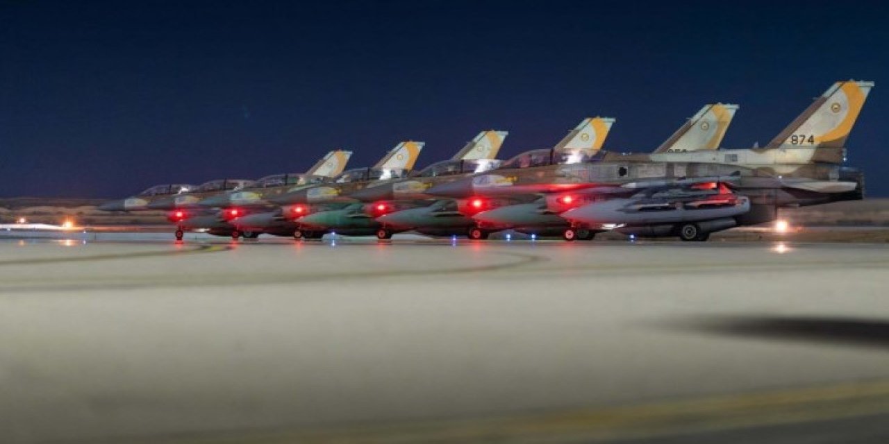 İsrail İran'a saldırmaya hazırlanıyor!