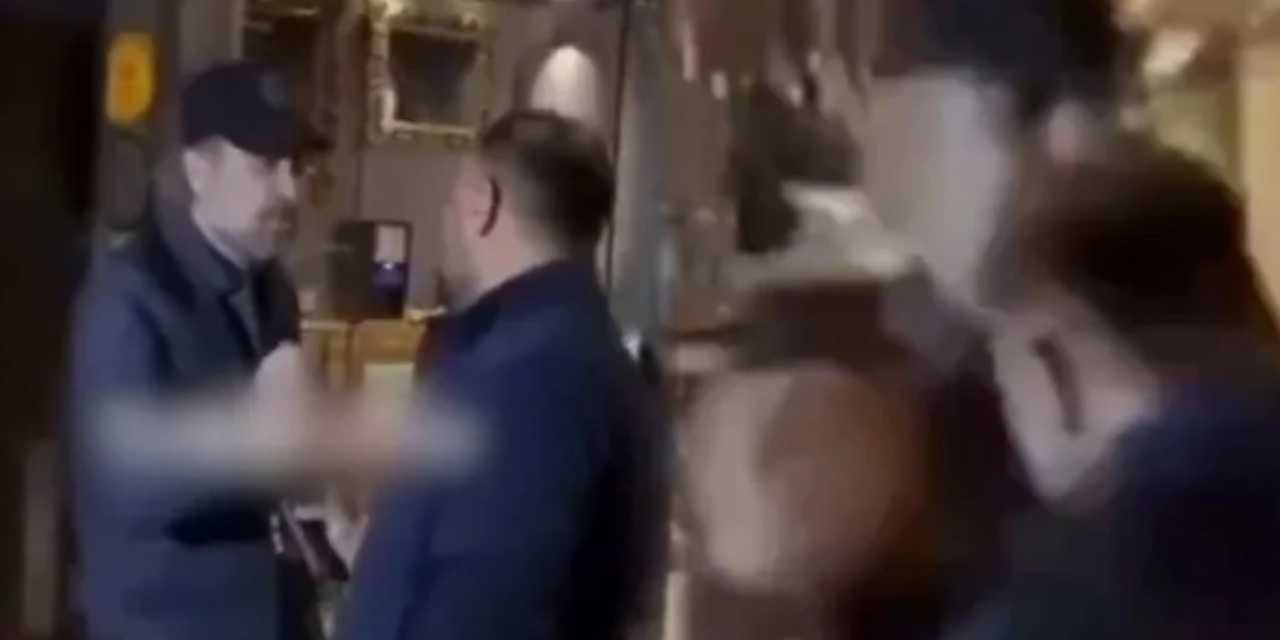 Nejat İşler'e kafa atan muhabir işten çıkarıldı!