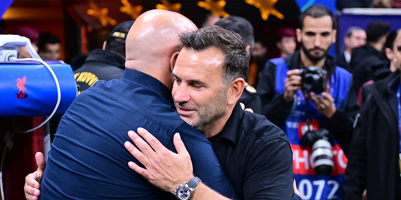 Okan Buruk ilk kez yedeğe çekti