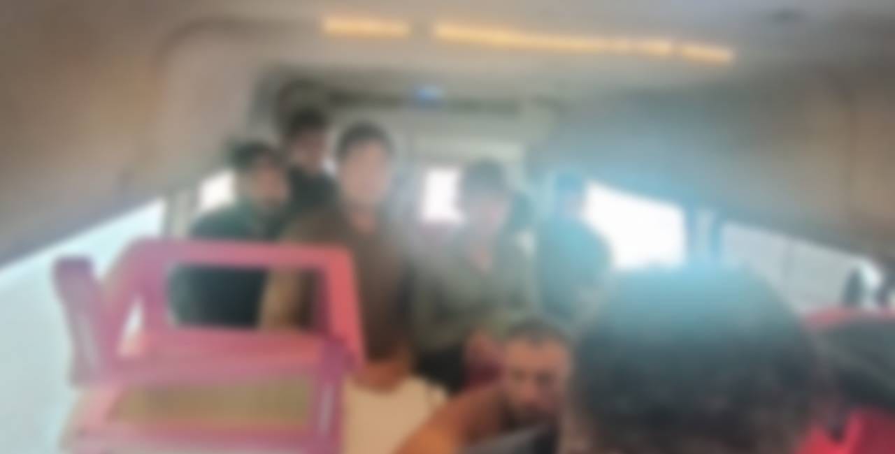 Hatay'da kaçak göçmen operasyonu: 12 kişi yakalandı