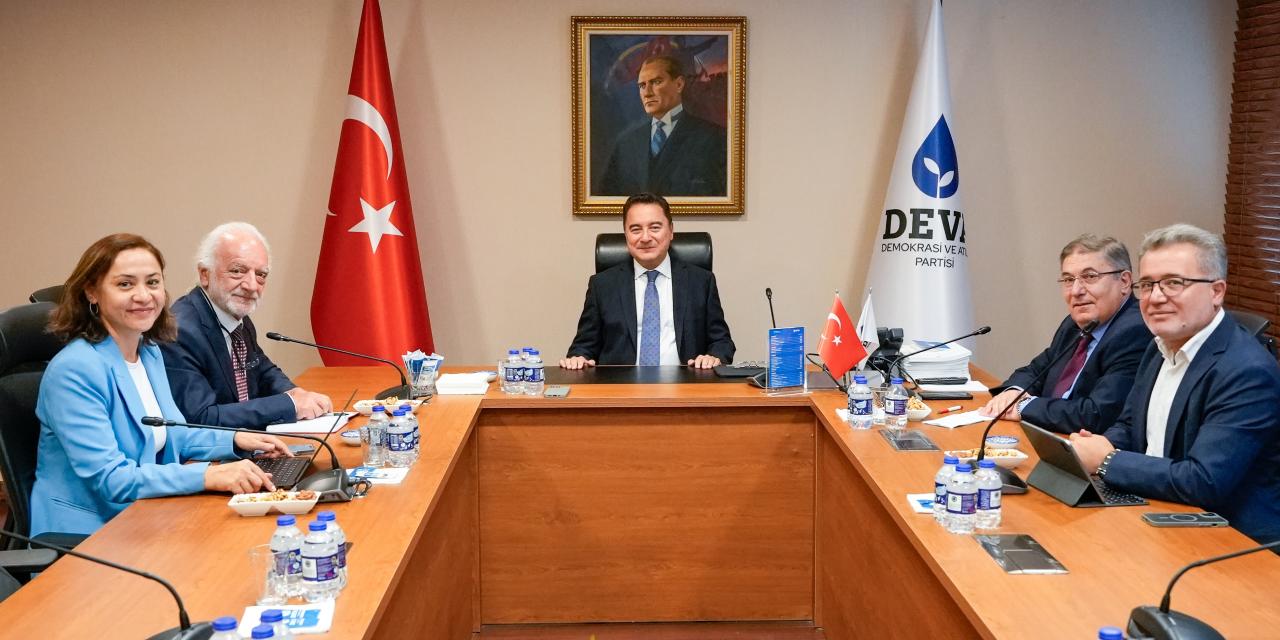 Babacan'dan 'yeni Anayasa' açıklaması